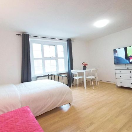Luna 218 Flat 3 At Marble Arch Londra Exterior foto