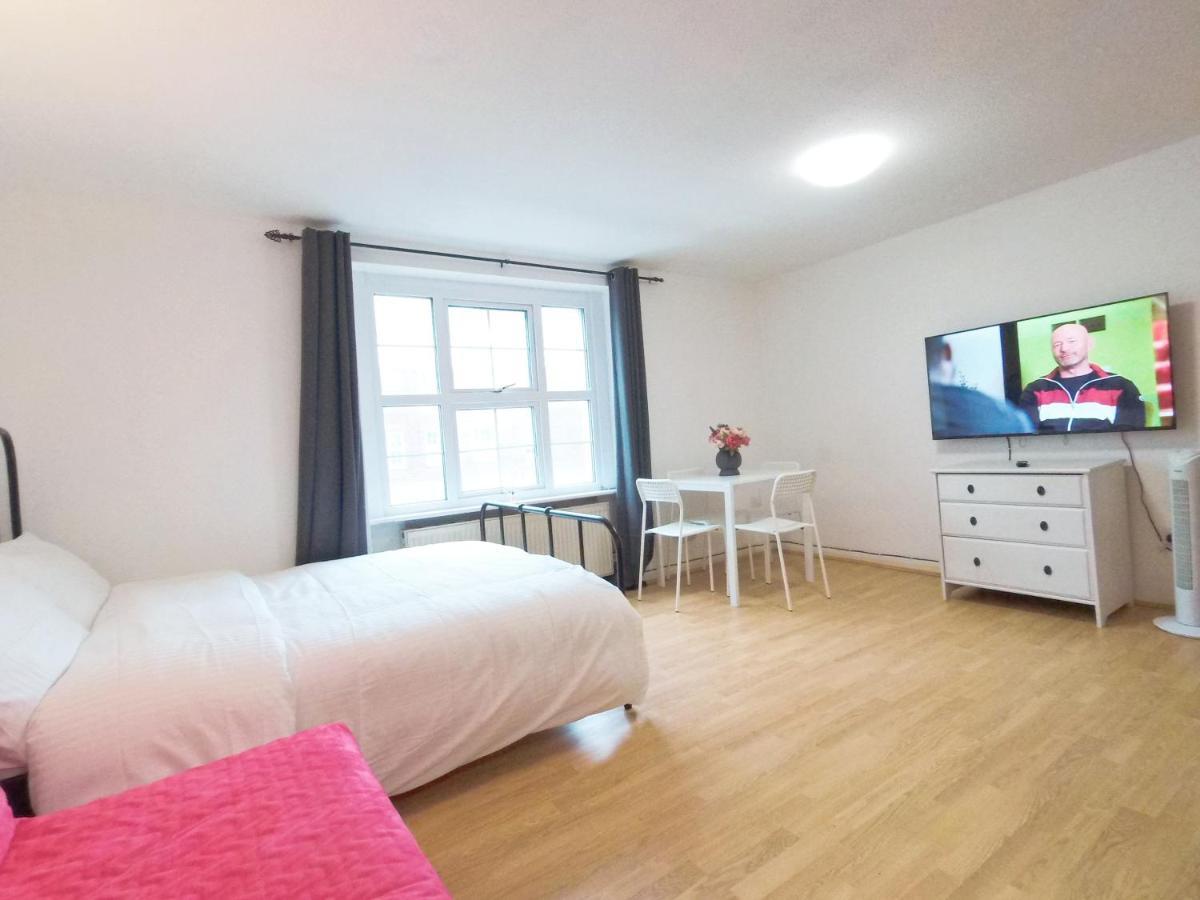 Luna 218 Flat 3 At Marble Arch Londra Exterior foto
